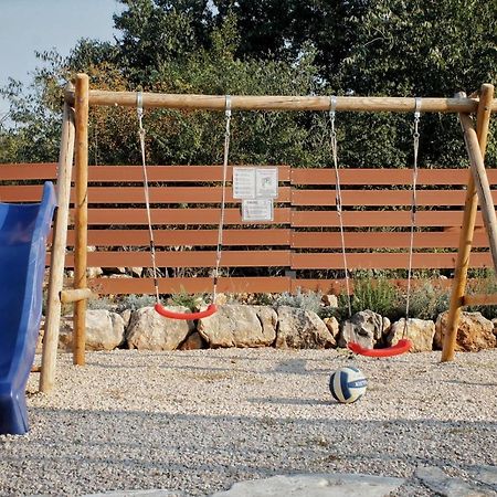 ורבניק Villa Campiello Heated Pool מראה חיצוני תמונה
