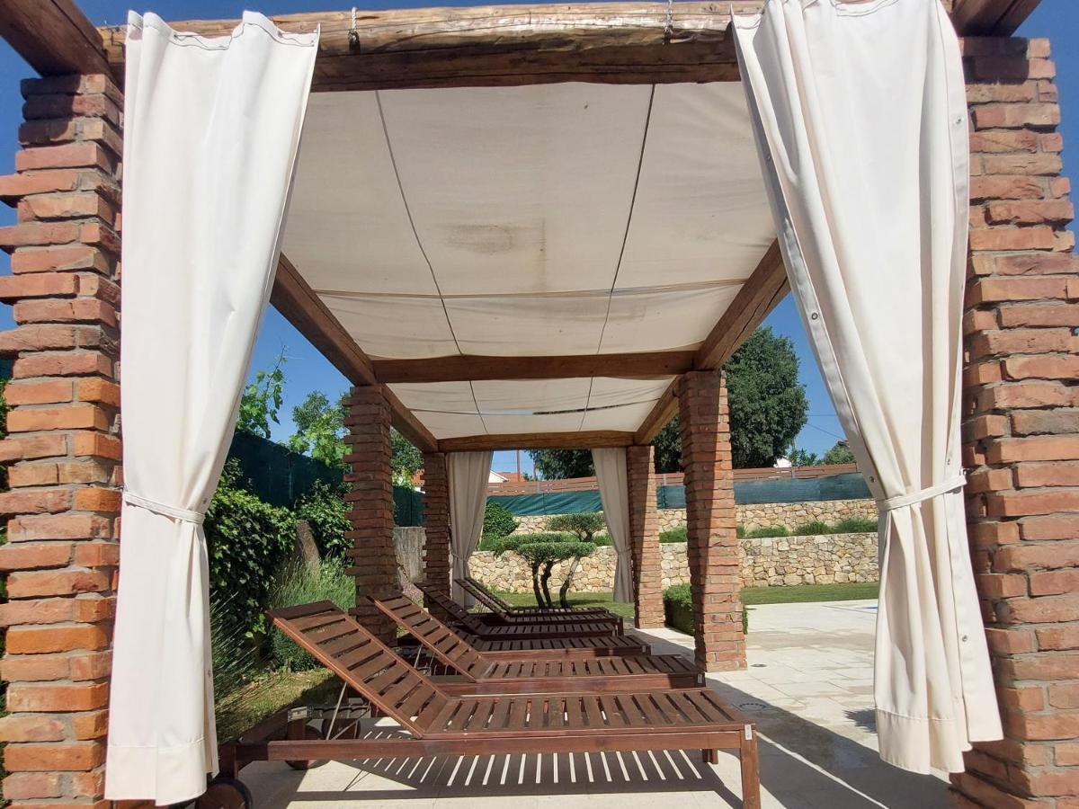 ורבניק Villa Campiello Heated Pool מראה חיצוני תמונה